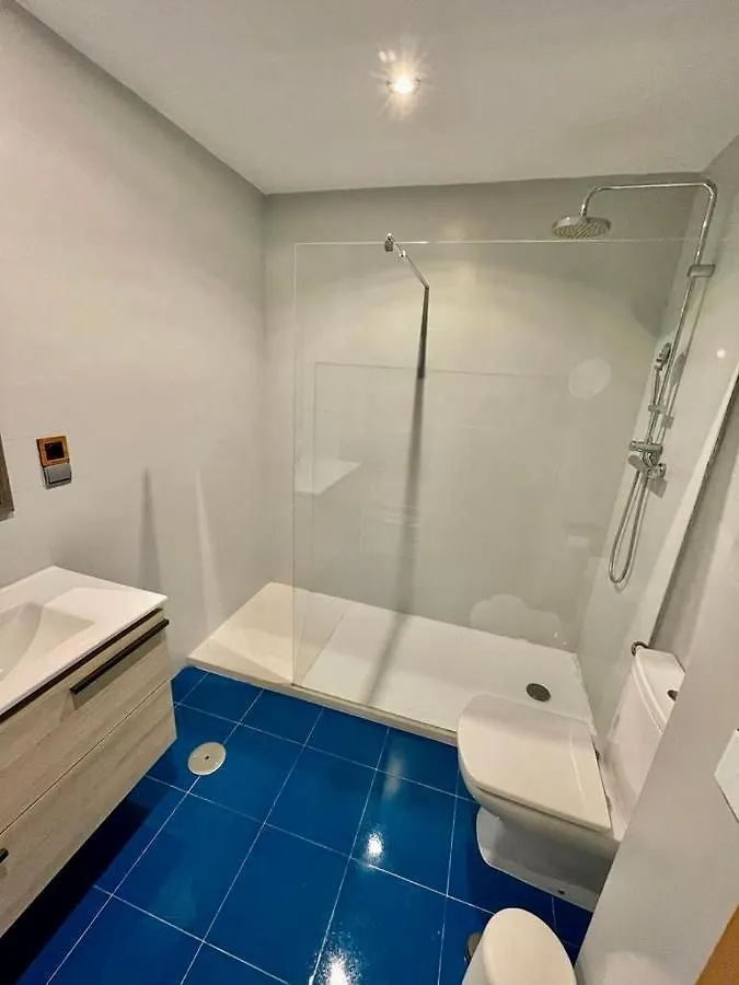 Apartamento Con Vista Al Mar A 3 Minutos De La Playa! Spacious Beach Apartment 3 Min To The Beach La Herradura   La Herradura (Granada)